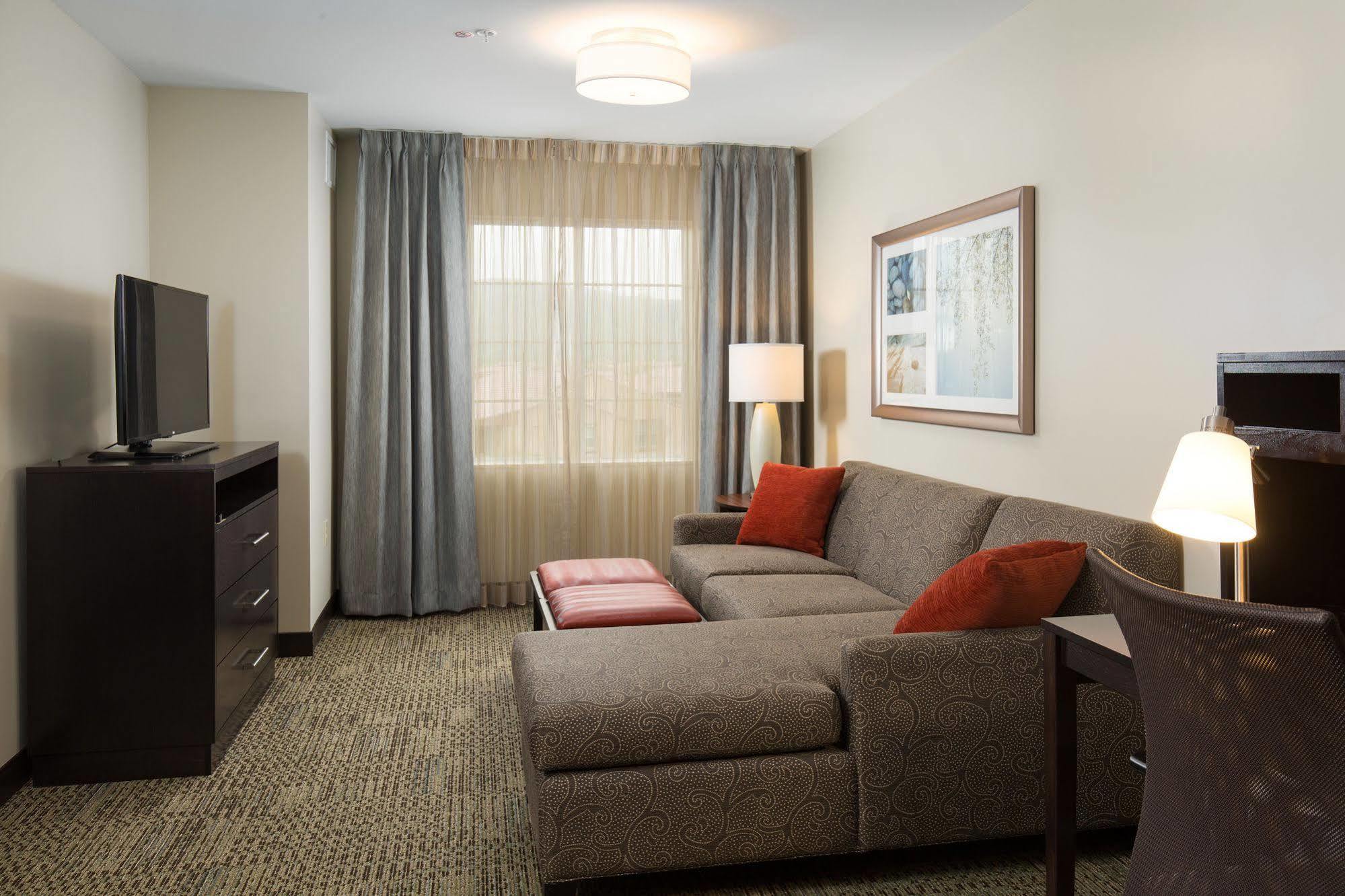 Staybridge Suites Corona South By Ihg Exteriér fotografie
